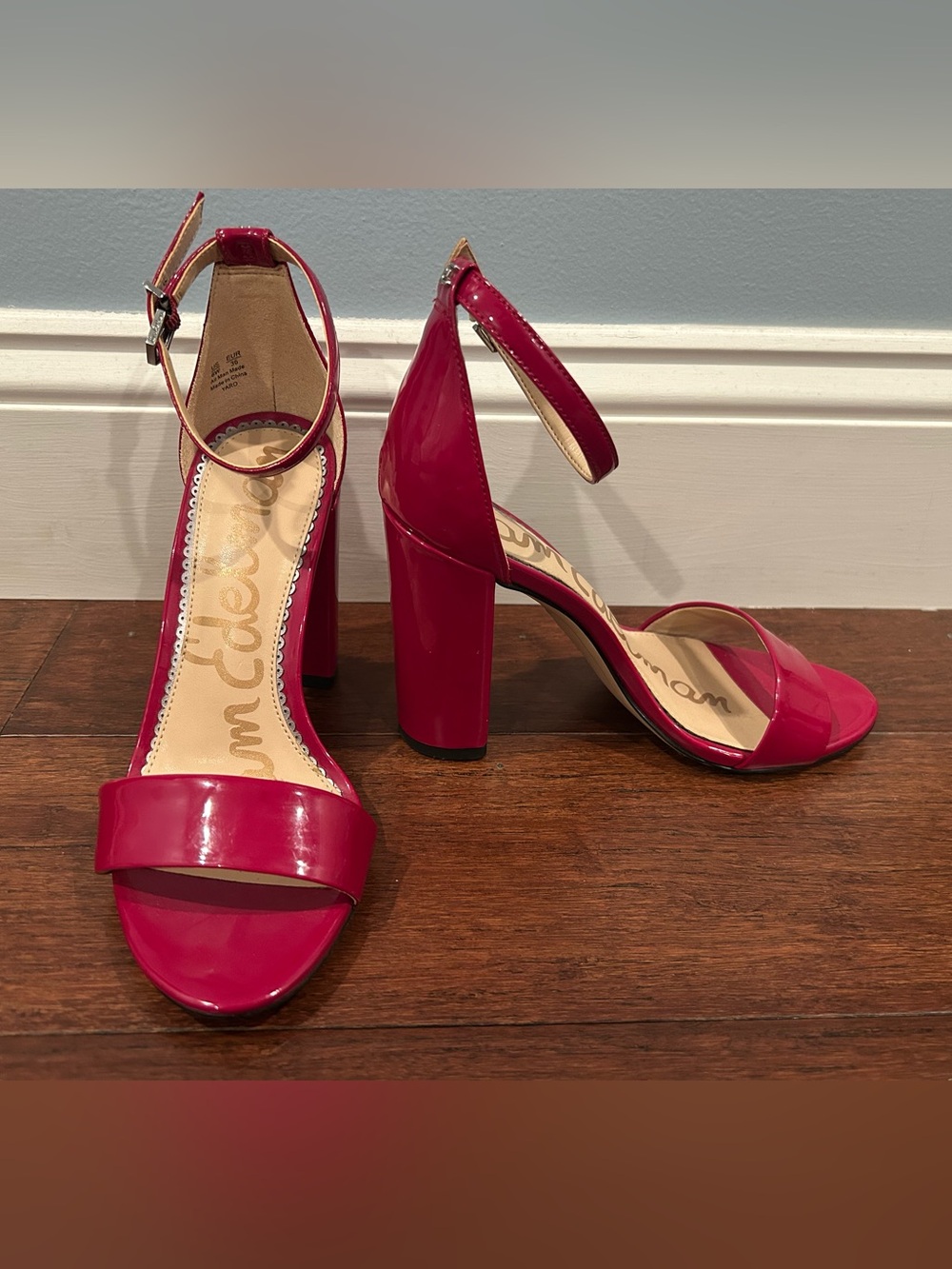 Sam Edelman Yaro Block Heels Glossy Magenta 6W